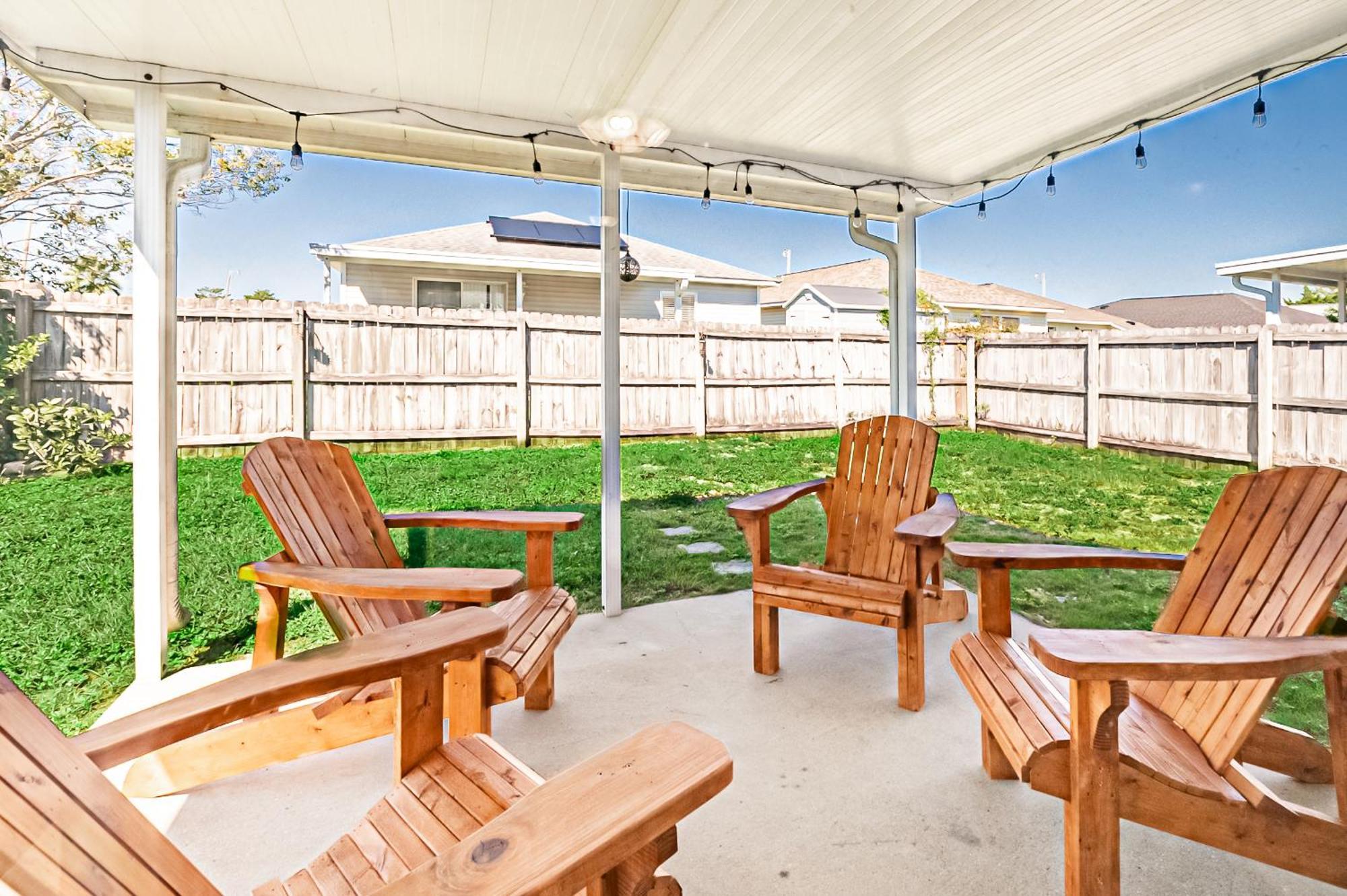 Sea Breeze Retreat Villa Navarre Bagian luar foto